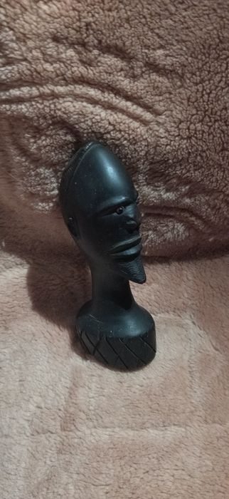 Busto africano original