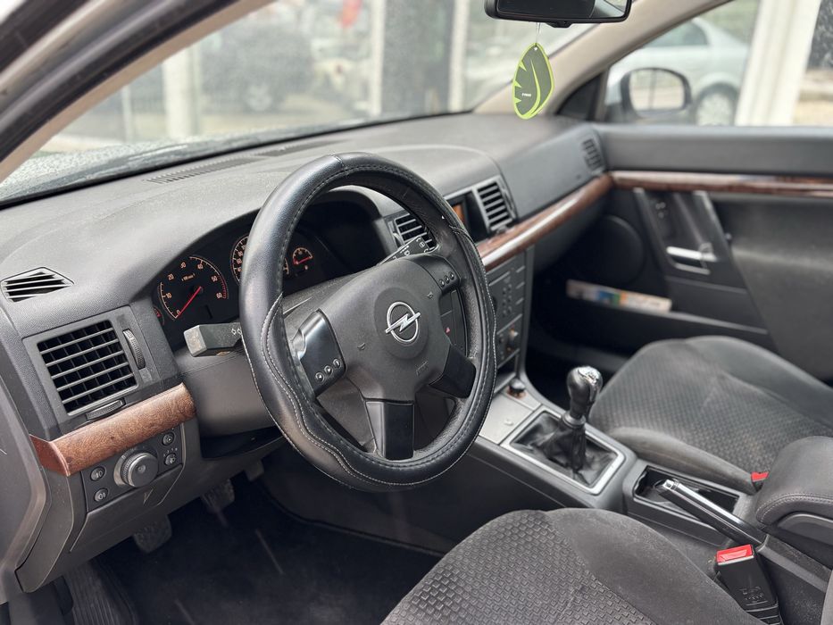 Opel Vectra 2.2DTi Elegance