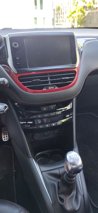 Peugeot 208 GTI full extras
