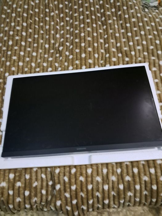 Компьютер, монитор Самсунг