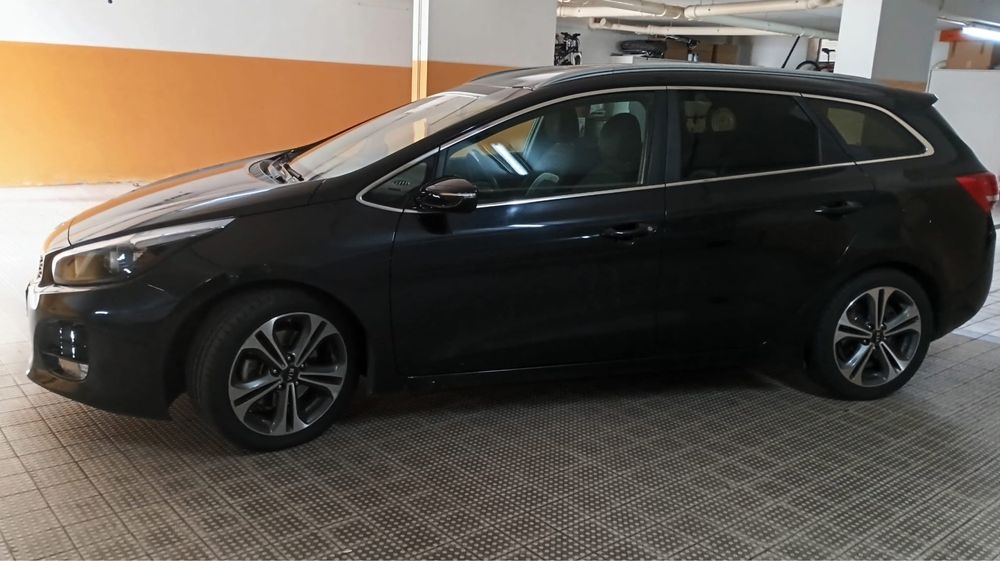 Kia Ceed SW muito bem estimado