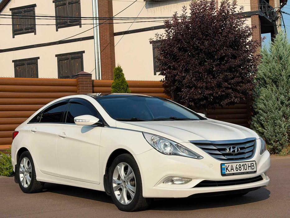 Hyundai Sonata 2011