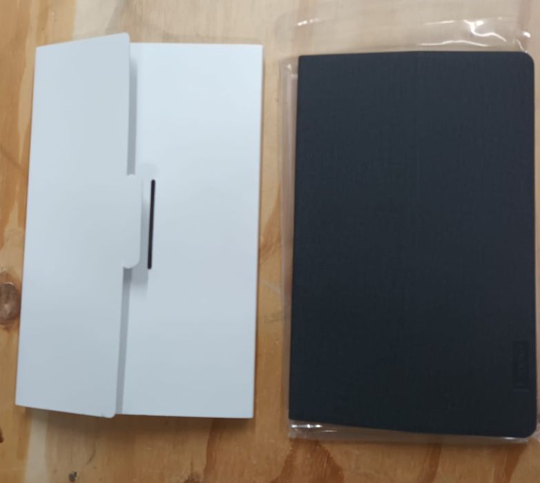 Novas - Capas para Tablet Lenovo