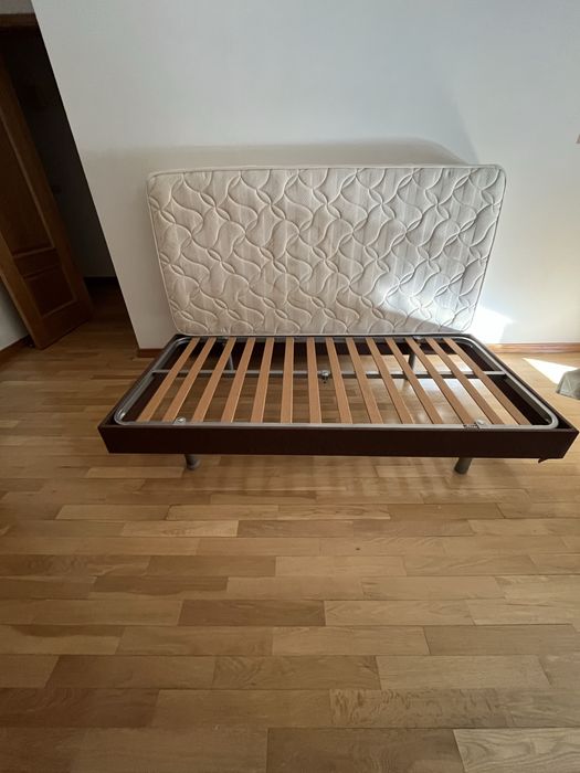 Sommier solteiro + colchão + edredon