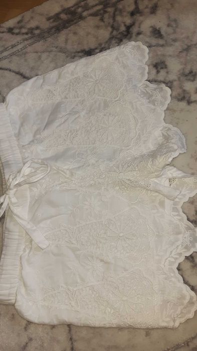 Spodenki haft białe Italy