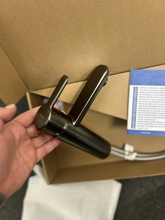 Nowa bateria umywalkowa Deante