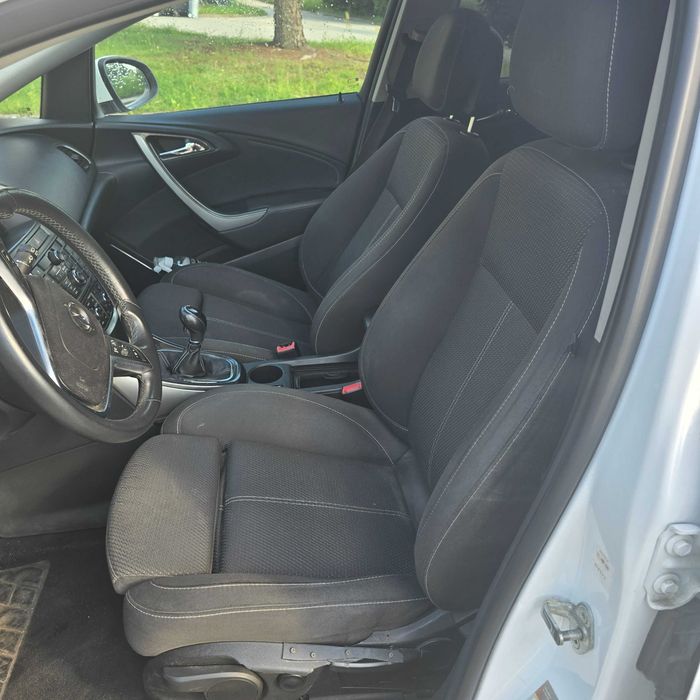 Opel Astra 2012 r