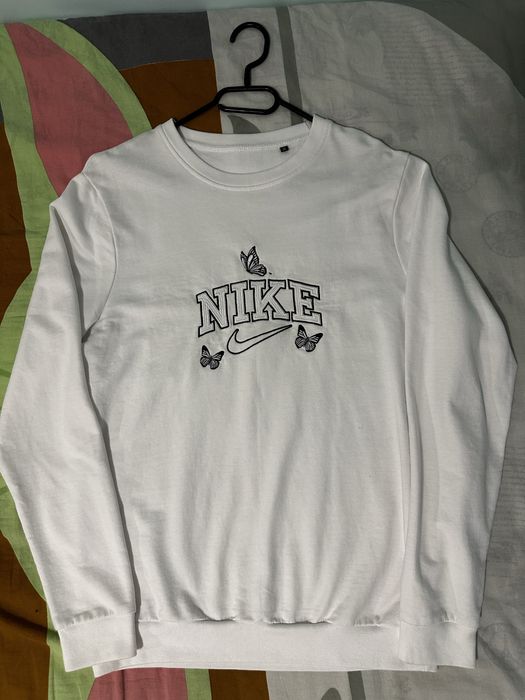 Світшот Nike білього кольору