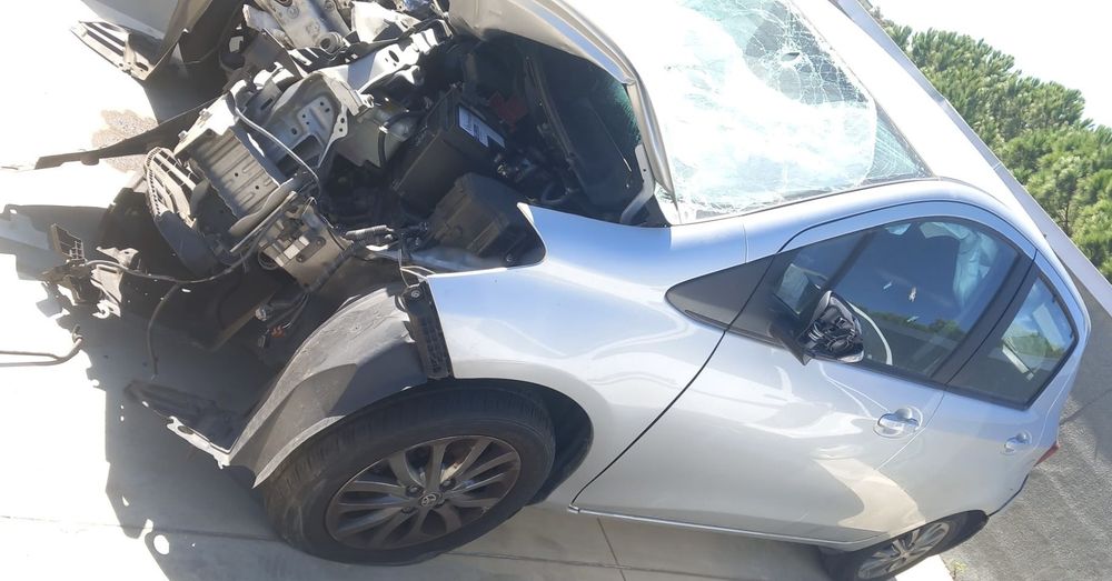 TOYOTA YARIS (P13) 1.0I DE 2016 DISPONÍVEL PARA PEÇAS