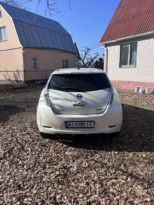 Nissan Leaf 2016 30kw Київ.