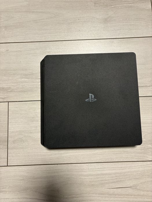 SonyPlaystation 4 slim 1TB