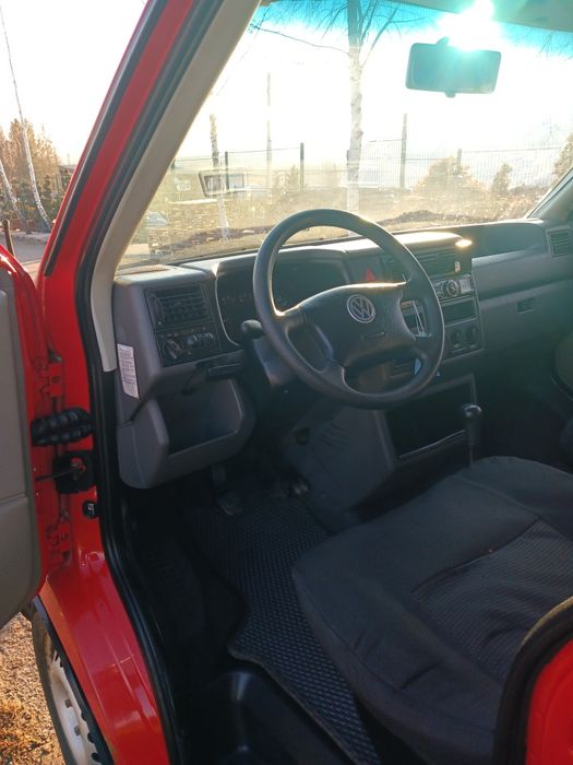 Продається авто Т4 2001 року