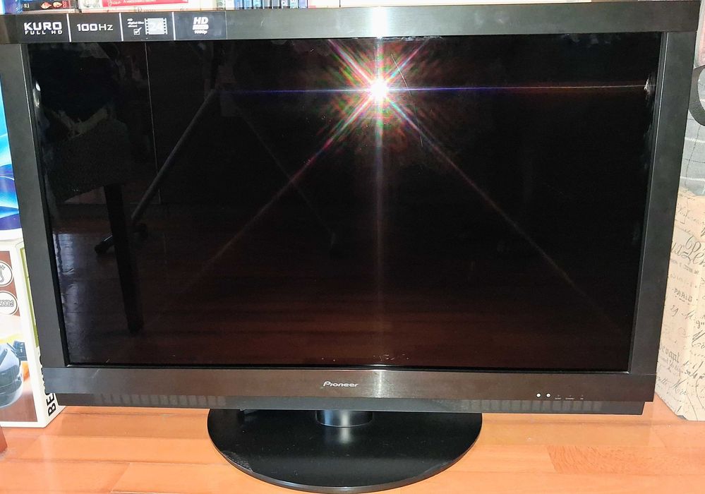 LCD PIONEER KURO (37 polegadas/ 94 cm)
