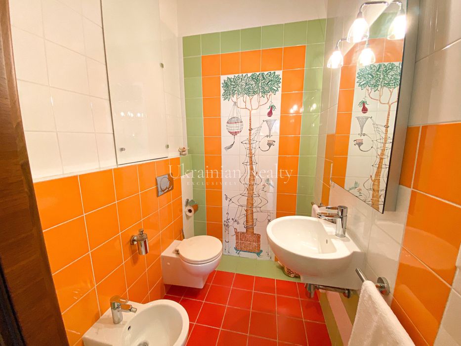 Продаж 4к квартири вул. Назарівська  23а. Ботанічний сад Фоміна