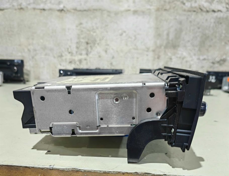 Radio BMW Serie 1 e 3 E82/87/88/E90/E91/E92 9259.730