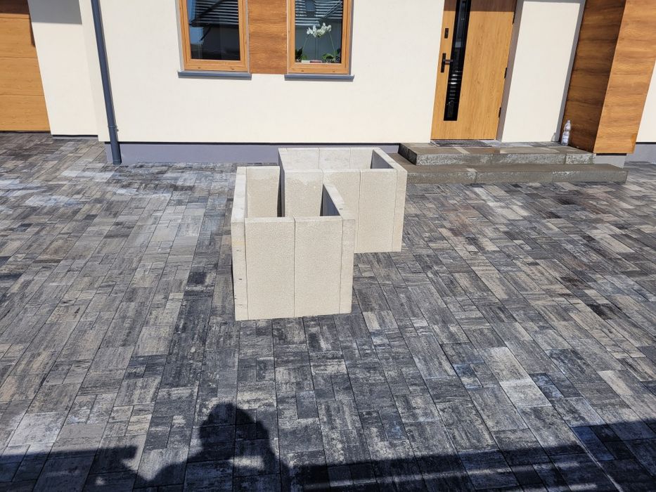 Usługi  brukarskie.