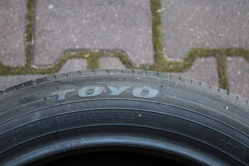 215 50 R18 Toyo Proxes R40