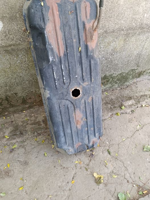 Продам топливный Бак на Мерседес Т1