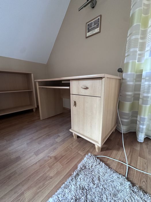 Biurko z szuflada i szafką