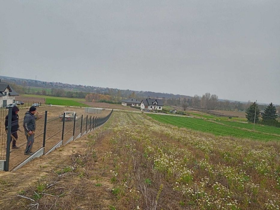 Panele Ogrodzeniowe | Bramy | Furtki | Montaż | Słupki