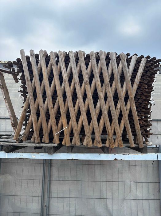 Sprzedam Płot Myśliwski – Solidność i Styl w Okazyjnej Cenie!