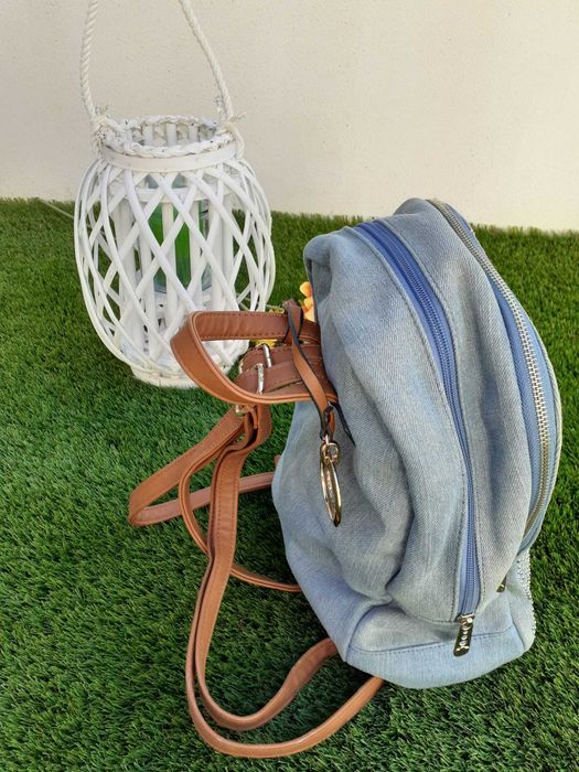 Mochila de ganga com brilhantes