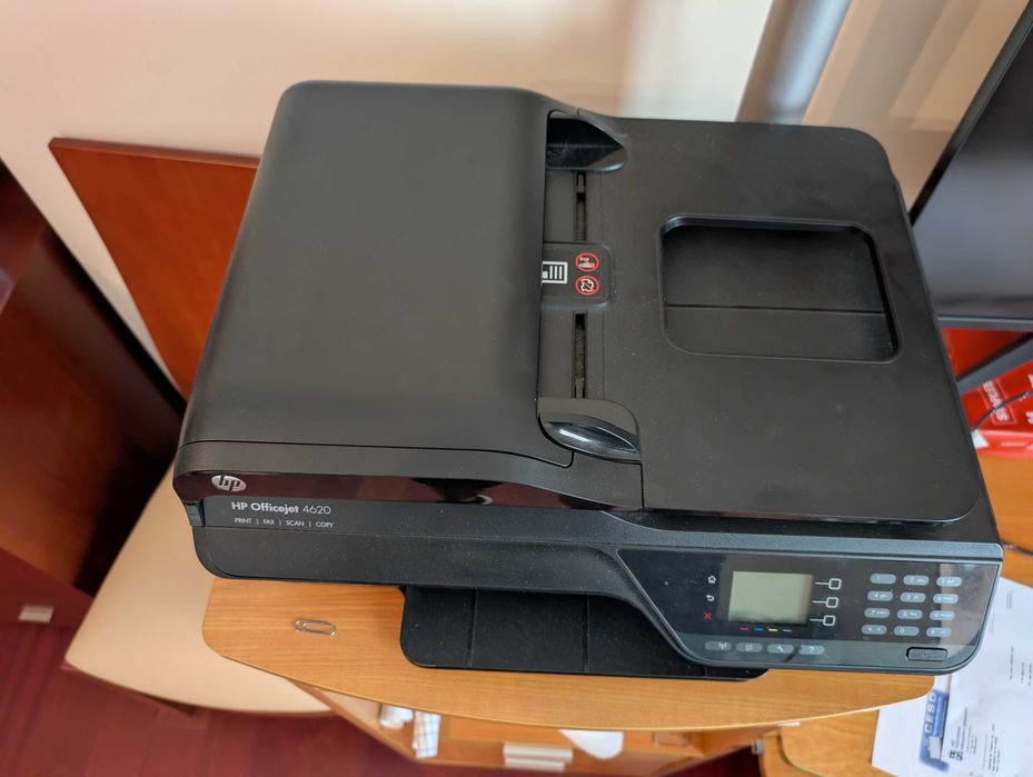 Impressora multifunções HP Officejet 4620