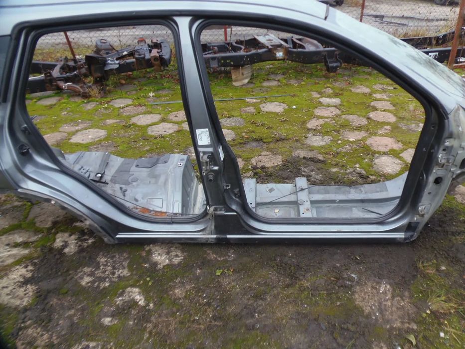 NISSAN QASHQAI J10 LIFT KAD 2013R PRÓG PRAWY SŁUPEK