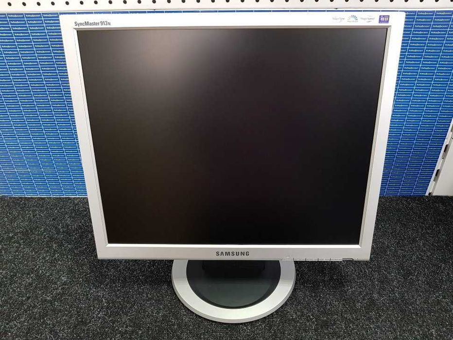 Монитор Samsung 19дюймов