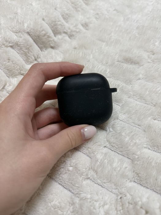 Чохол на airpods 4