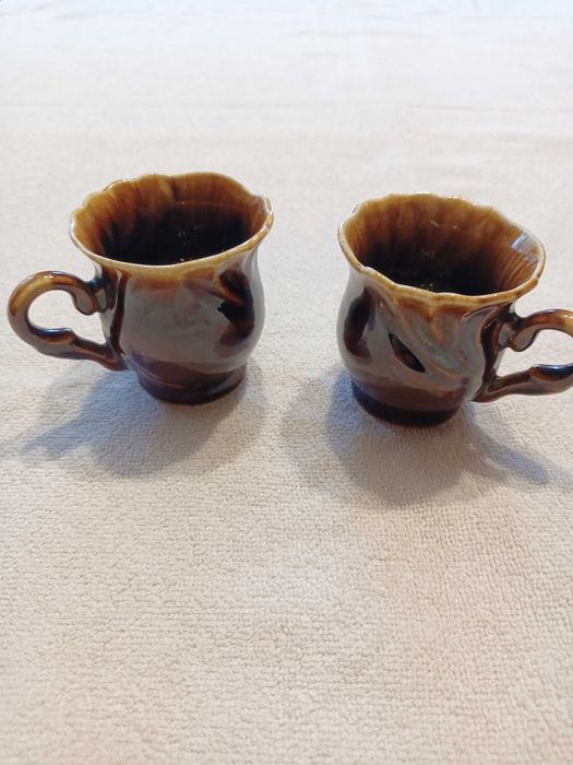 вареничние чашки с ложкой