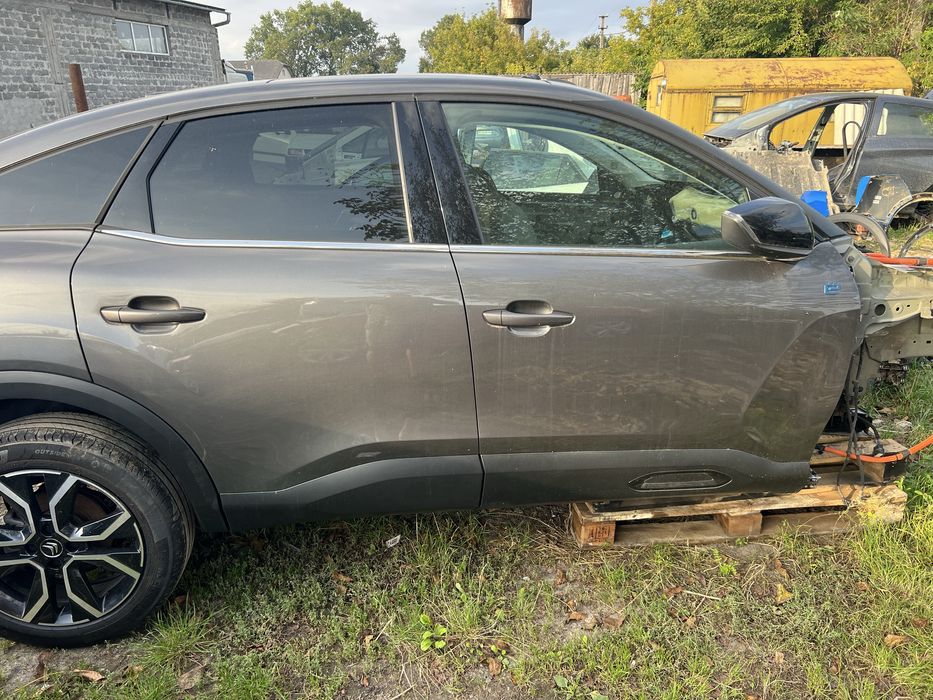 Двері права сторона citroen e-C4