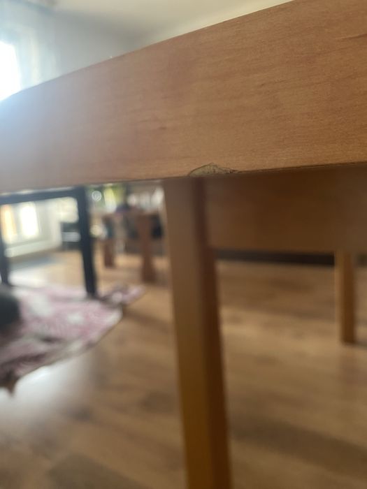 Drewniany stół rozkładany używany - kolor olcha