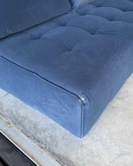 Sofá 1.55*1.00 veludo azul