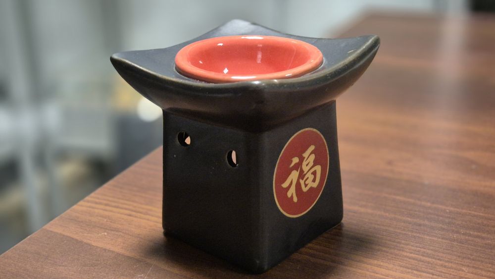 Kominek zapachowy- ciemny i elegancki