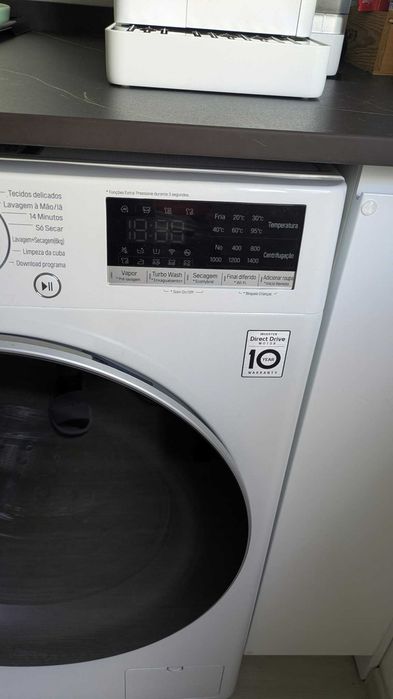 LG Máquina lavar e secar 9/6 kg