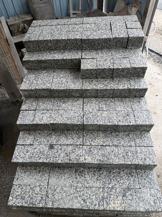 Kostka granitowa cięta 10x10x8