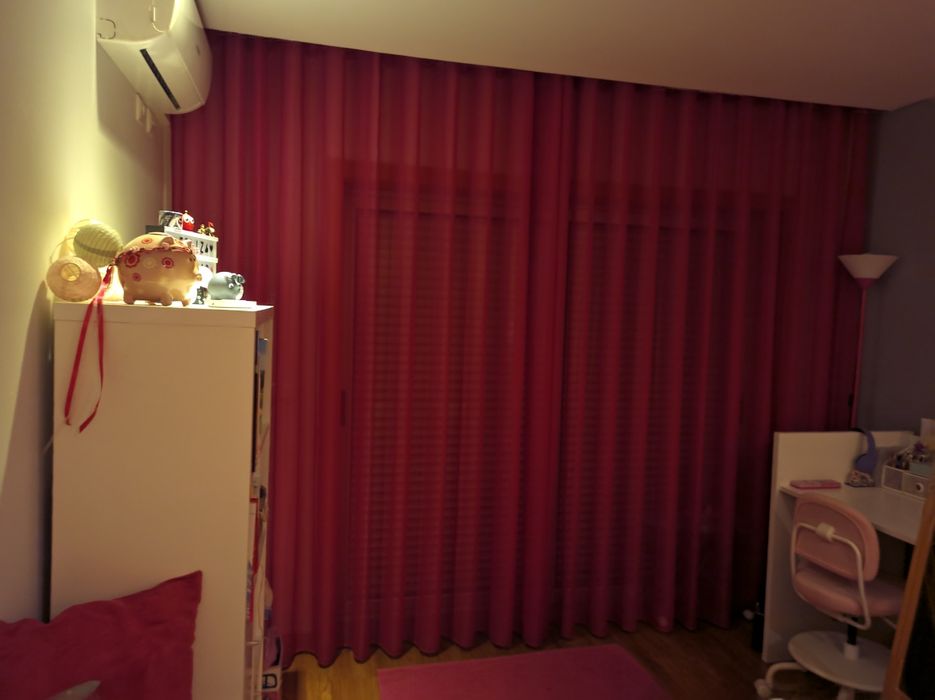 Cortinados/ cortinas quarto menina rosa forte