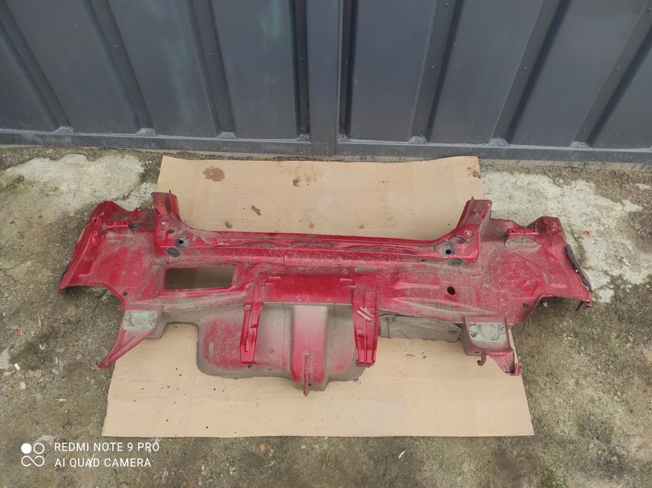 Задня панель полка Suzuki swift mk6 Свіфт мк6