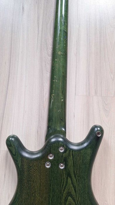 Gitara Basowa Tanglewood, model Warrior II,