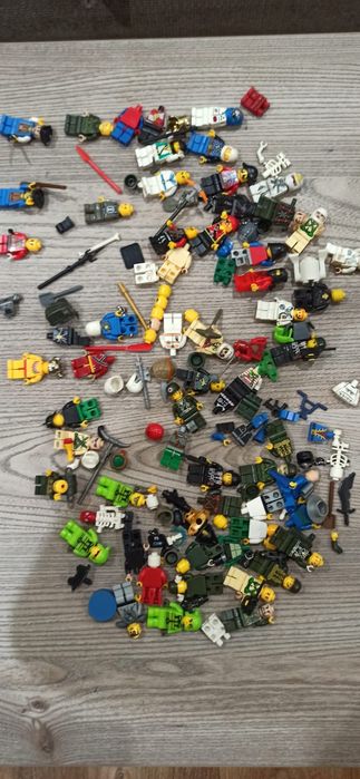 Лот мініфігурок Lego