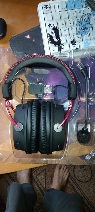 Наушники hyperx cloud alpha wireless новые