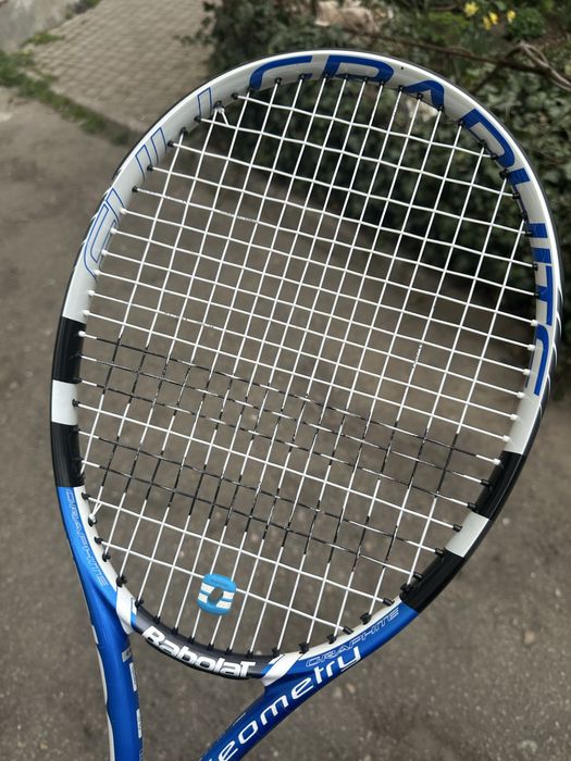 Продам ракетку Babolat
