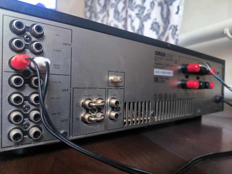 Усилитель Yamaha AX530