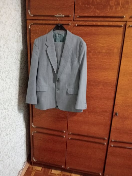 Костюм чоловічий