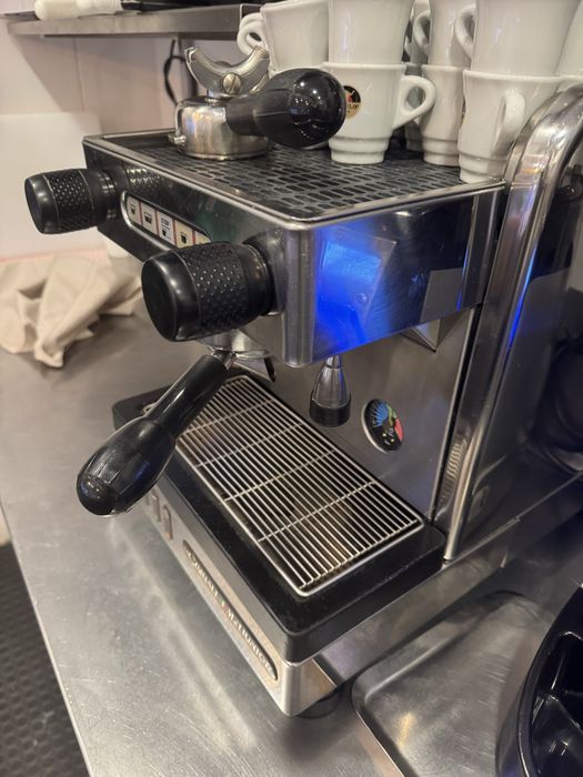 Maquina cafe cimbali um grupo