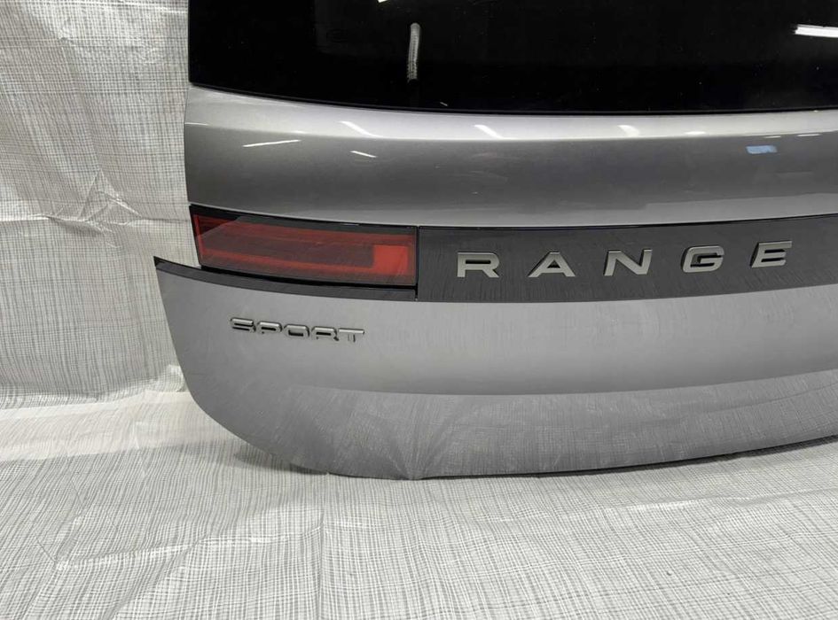 RANGE ROVER SPORT L461 III Кришка багажника