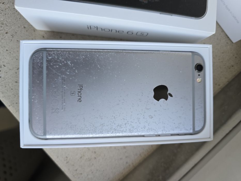 Iphone 6s 64gb com caixa