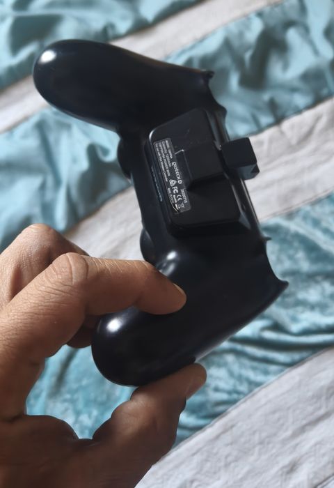 Ps4 em bom estado e conservado !
