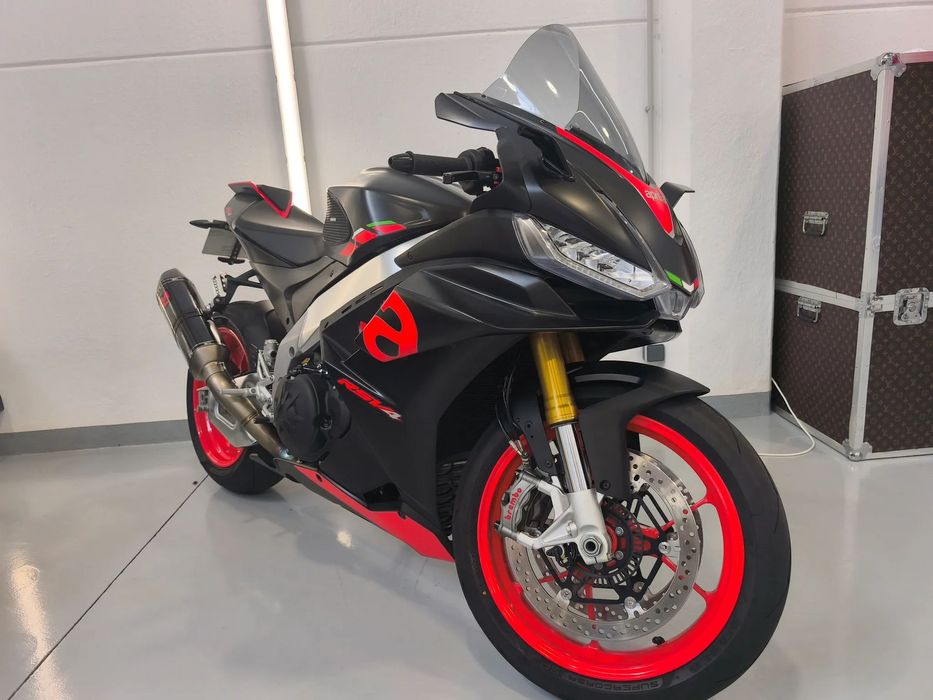 Aprilia RSV  Rsv4 1100